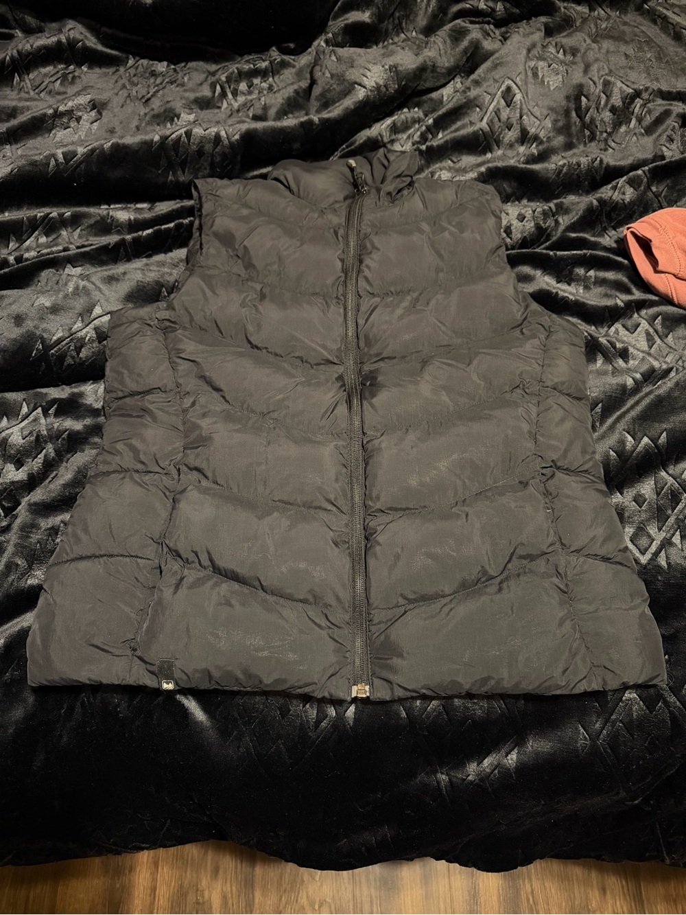 Black puffer vest